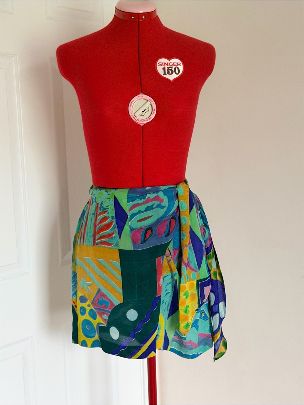 RARE NWOT Vintage 90s Silk Abstract Wrap Culotte Tie-waist Shorts 6 Farm Rio